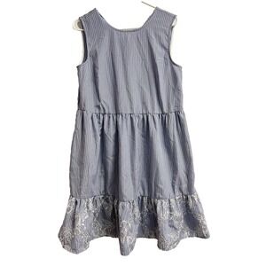 Sandra Darren Size 8  Embroideredr Dress